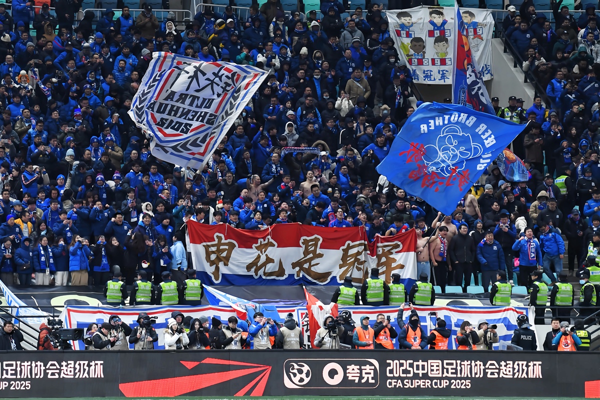 申花大胜河北，一步之遥闯入中超争冠行列的简单介绍