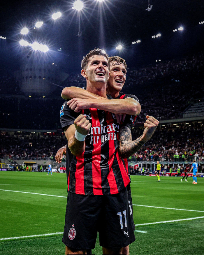 WTT大满贯决赛对决在即!切尔西演练定位球,AC米兰密集防守应对 WTT大满贯决赛对决在即!切尔西演练定位球,AC米兰密集防守应对